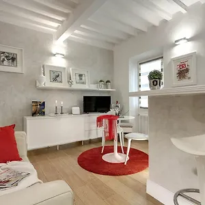 https://dado-suite.it-tuscanyhotel.com
