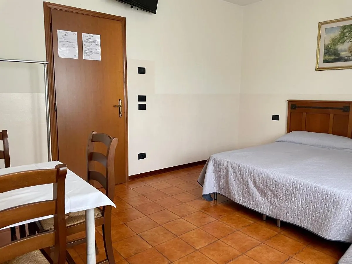 A Paranza Curtatone Bed & Breakfast